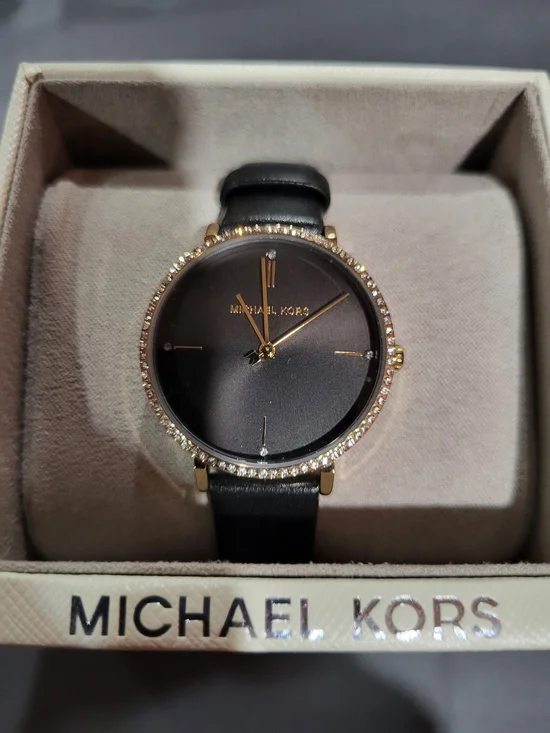 Womens Michael Kors Black Dial Leather Strap Watch with Gold Accents - Picture 8 of 9